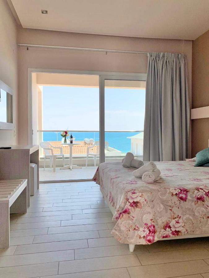 Saradari Beach Hotel - Adults Only Khersónisos Eksteriør bilde